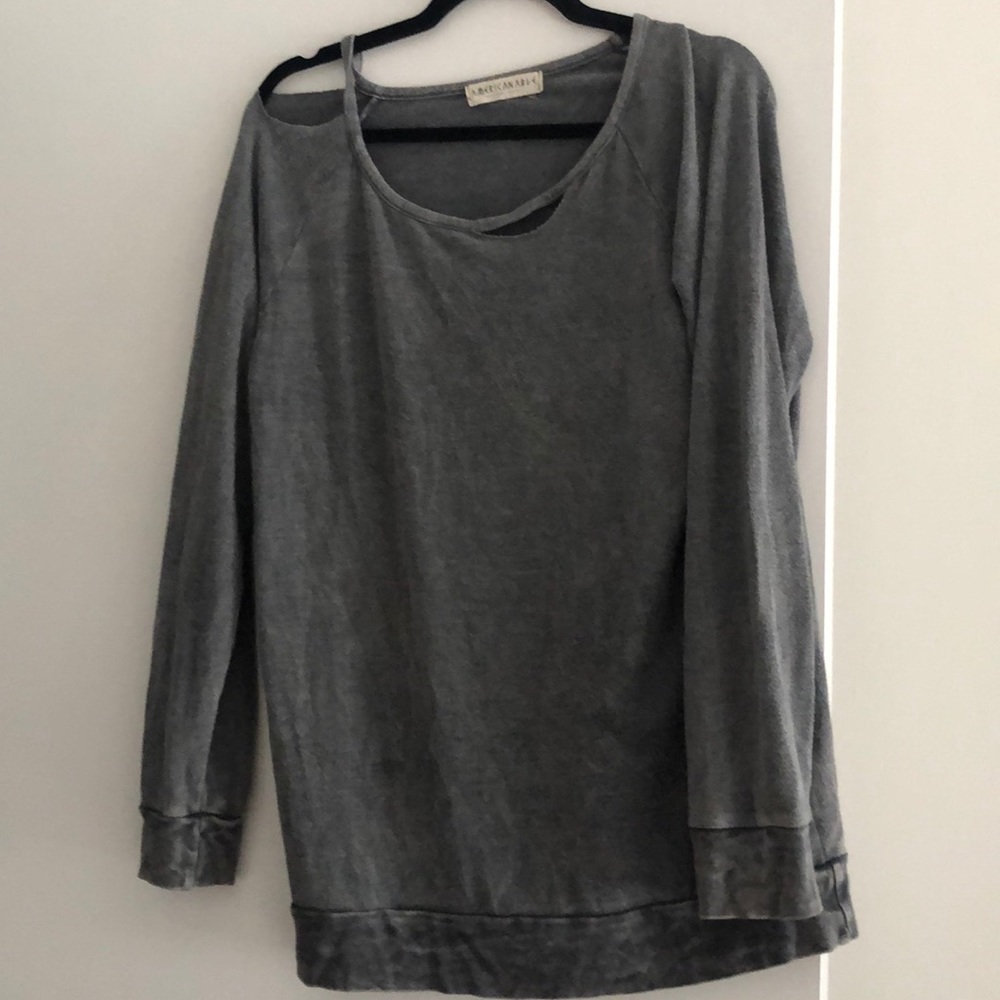 Distressed American able sweatshirt. - Picture 2 of 3